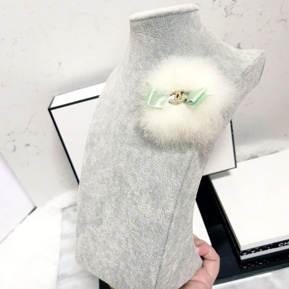 Authentic Chanel ULTRA RARE 04’ Runway Angora, Mint Bow & Pearl CC Brooch / Pin